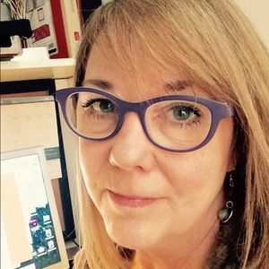 Meet your Posher, Cynthia